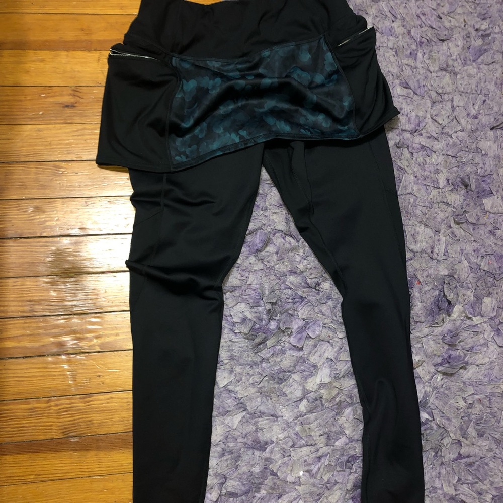 Athleta  flower printed skirt leggings
